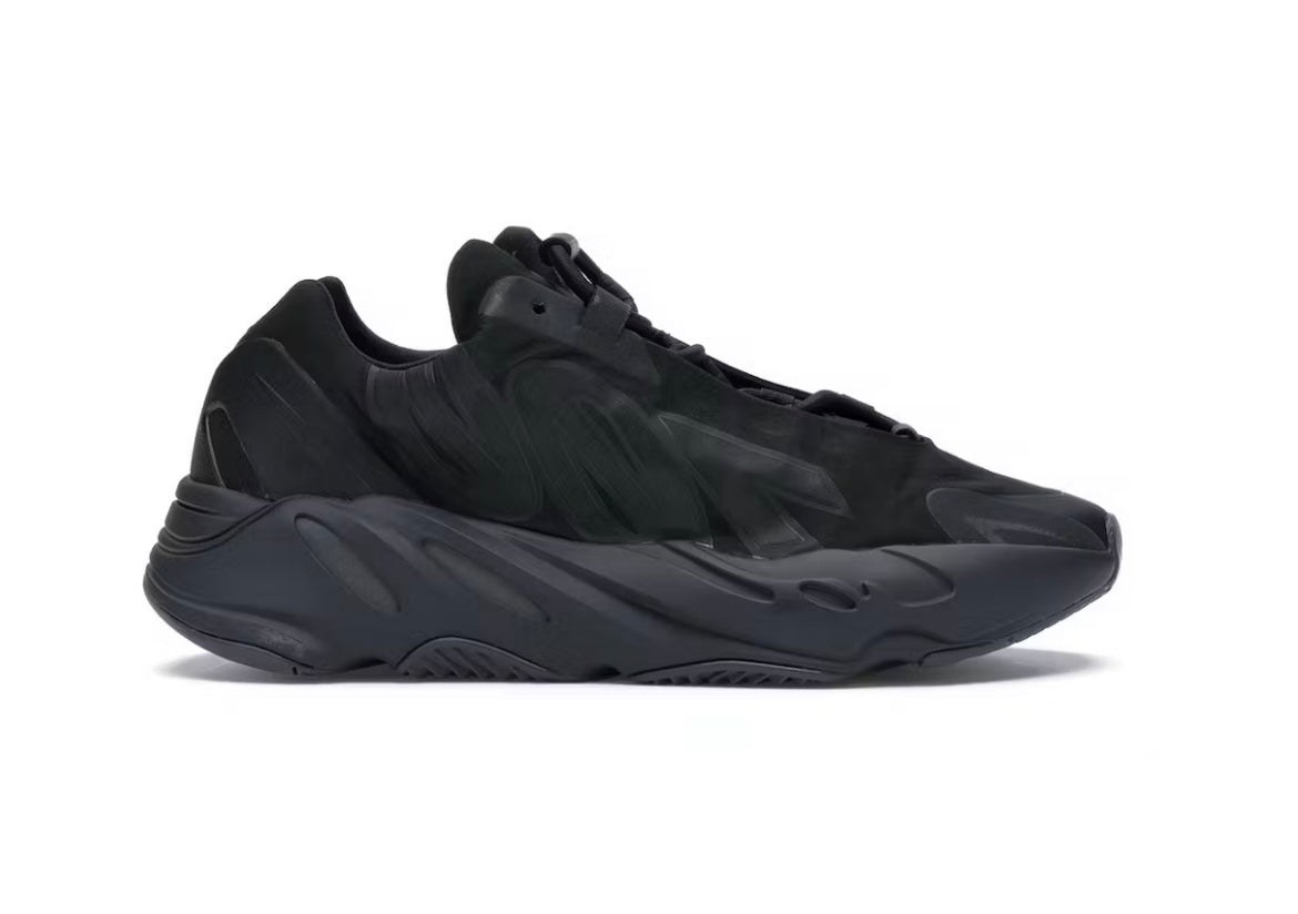 Adidas yeezy 700 nere e bianche on sale